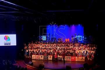 Presentación de Los Nietos de SaryMánchez en Vecindario (Fotos 1-48.Reportaje de Francisco J. Santana) el pasado domingo y esta noche en Telde (Foto 49-122. Reportaje de Antonio Alí).